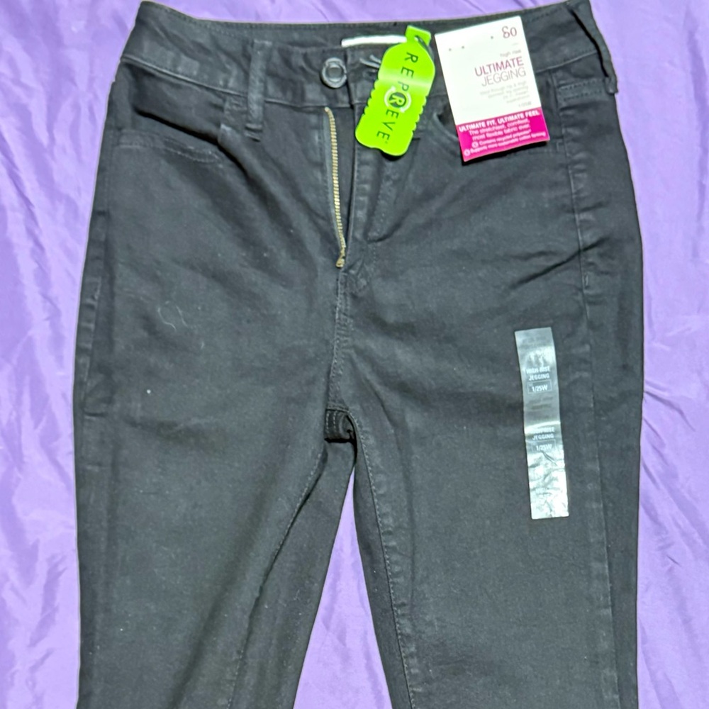 Juniors Black High Rise Jeggings